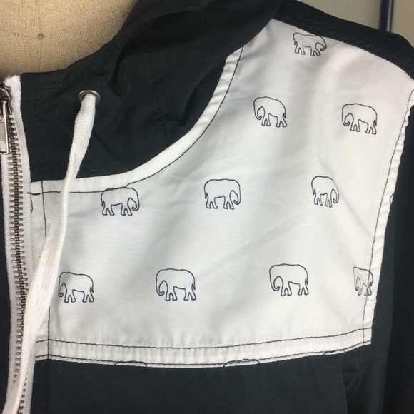 Empyre Black White Elephant Pattern Hooded Jacket - Picture 4 of 8